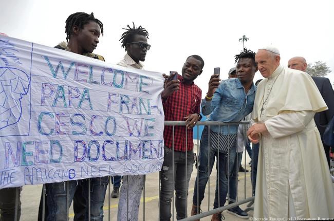 Pope presses migrant campaign, urges leaders to work for all | iNFOnews.ca