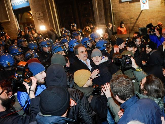 Marchers protest racism in Italy after Africans are shot | iNFOnews.ca