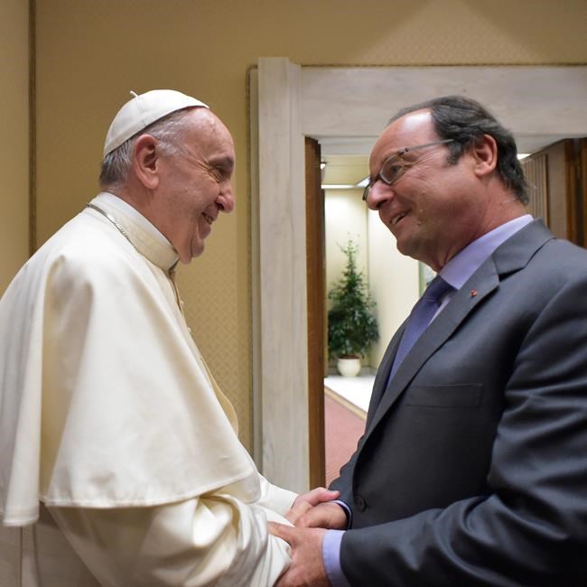 French president visits pope after Islamic attacks | iNFOnews.ca