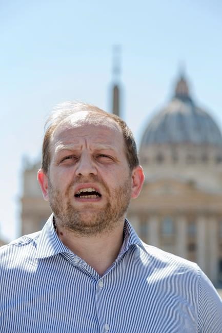 Frenchman takes groping complaint case to Vatican | iNFOnews.ca Frenchman takes groping complaint case to Vatican | iNFOnews.ca