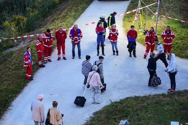 2 dead after cruise ship hits bridge in southern Germany | iNFOnews.ca 2 dead after cruise ship hits bridge in southern Germany | iNFOnews.ca