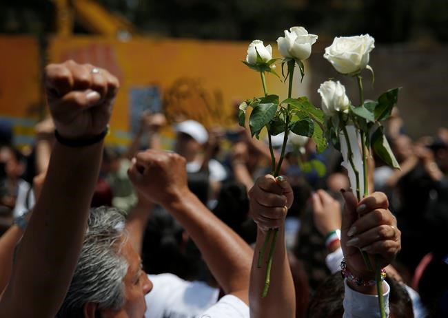 Mexico commemorates victims of deadly quakes | iNFOnews.ca