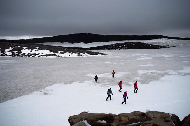 Funeral for lost ice: Iceland bids farewell to glacier | iNFOnews.ca Funeral for lost ice: Iceland bids farewell to glacier | iNFOnews.ca