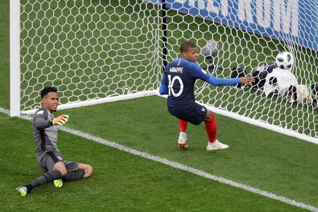 Mbappe sends France into 2nd round with 1-0 win over Peru | iNFOnews.ca