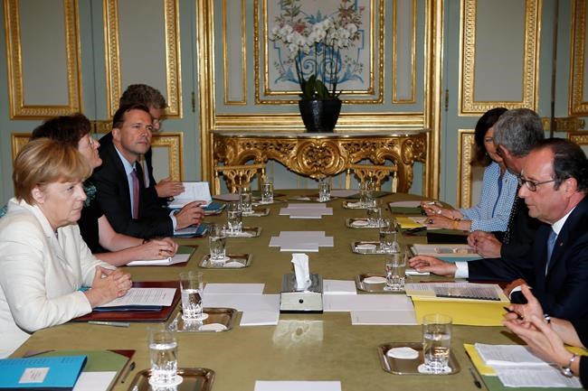 Merkel and Hollande meet in Paris about EU's future | iNFOnews.ca
