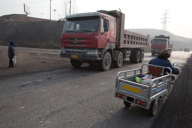 China's poorest, trying to stay warm, add greatly to smog | iNFOnews.ca