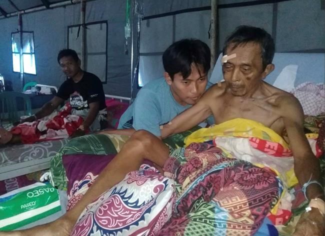 Tsunami sweeps away homes on Indonesian island of Sulawesi | iNFOnews.ca Tsunami sweeps away homes on Indonesian island of Sulawesi | iNFOnews.ca