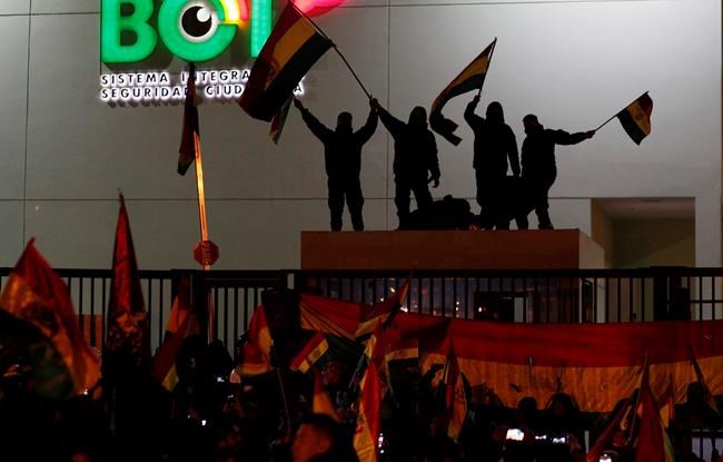 New challenge for Bolivian president as police abandon posts | iNFOnews.ca