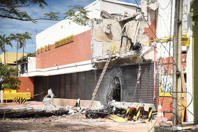 $11.7 million heist biggest in Paraguay's history | iNFOnews.ca $11.7 million heist biggest in Paraguay's history | iNFOnews.ca