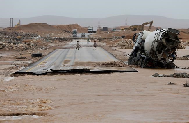 Powerful cyclone strikes Oman, Yemen; 6 dead, 30 missing | iNFOnews.ca Powerful cyclone strikes Oman, Yemen; 6 dead, 30 missing | iNFOnews.ca