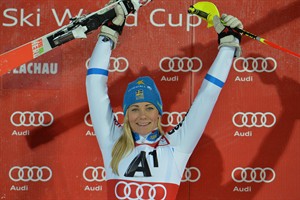 Hansdotter dominates World Cup night slalom for 2nd career win, beats Maze, Shiffrin | iNFOnews.ca CP31461423