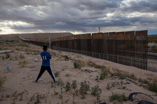 Top Mexican official calls US border wall a 'hostile' act | iNFOnews.ca