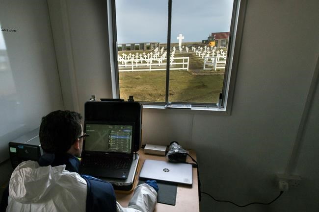 Falklands: Red Cross ID's 88 Argentine troop remains | iNFOnews.ca