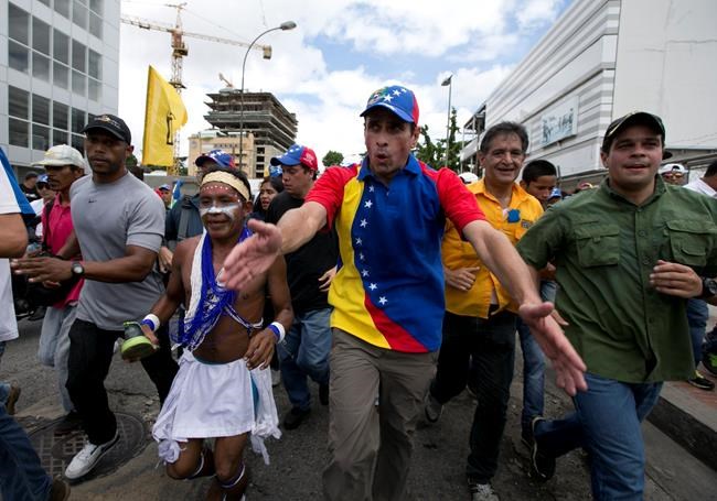 Venezuela opposition leader delayed by govt backers | iNFOnews.ca