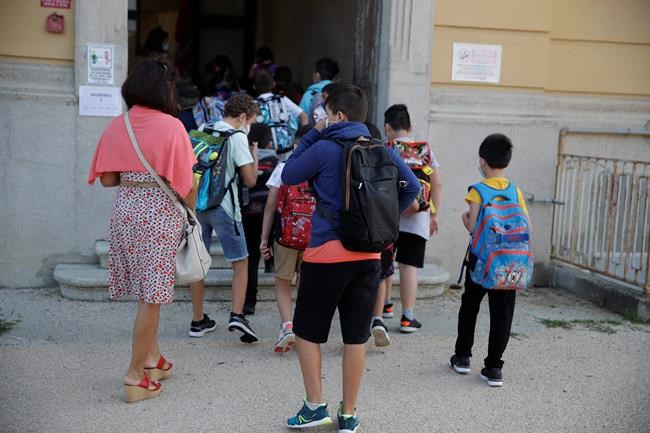 Italy's initial virus hotspot back to school after 7 months | iNFOnews.ca
