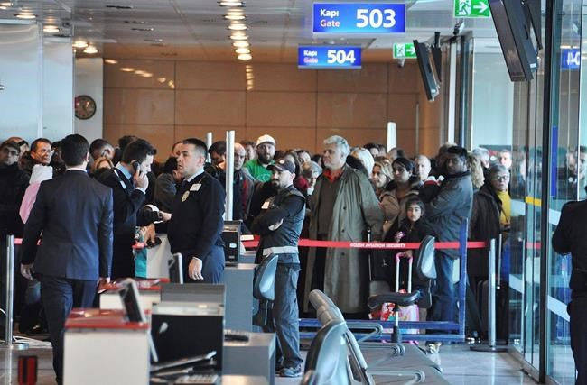 Turkish Airlines flight to Toronto evacuated after note seen | iNFOnews.ca