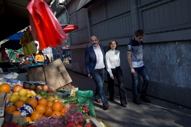 Serbia's powerful PM claims landslide presidential win | iNFOnews.ca