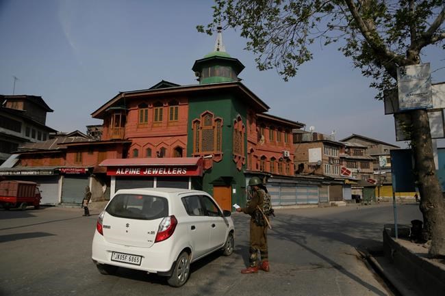 Kashmir shut by strike, security day after deadly fighting | iNFOnews.ca