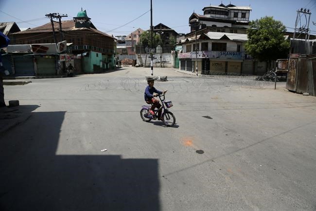 Stocks rise amid brighter Brexit outlook, trade tensions | iNFOnews.ca