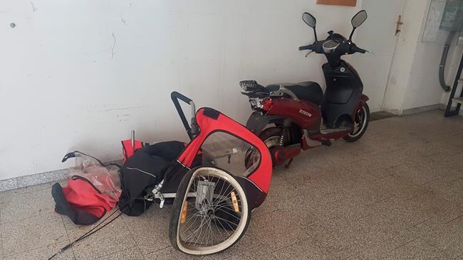 2 young girls killed in Austrian electric moped crash | iNFOnews.ca