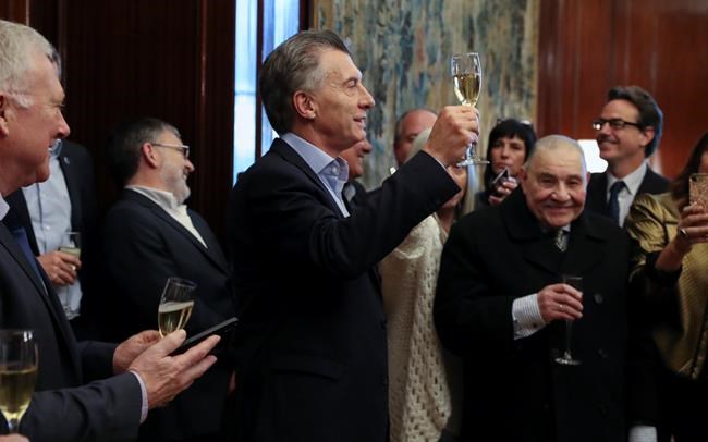 IMF agrees to $50 billion deal to help Argentina's economy | iNFOnews.ca IMF agrees to $50 billion deal to help Argentina's economy | iNFOnews.ca