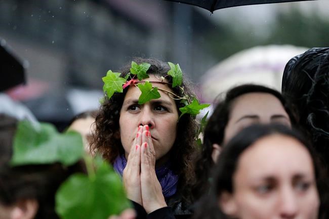 Argentines mourn crime, protest violence against women | iNFOnews.ca Argentines mourn crime, protest violence against women | iNFOnews.ca