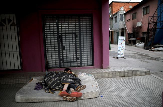 Virus fears begin to haunt crowded slum in Argentine capital | iNFOnews.ca Virus fears begin to haunt crowded slum in Argentine capital | iNFOnews.ca
