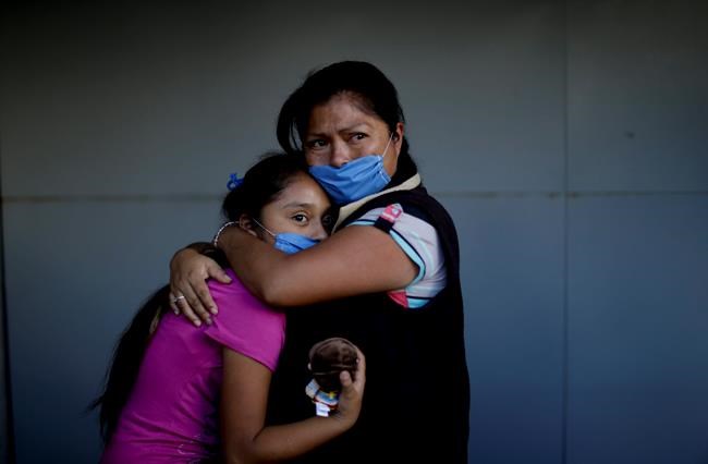 Mexican women show resolve in earthquake's aftermath | iNFOnews.ca