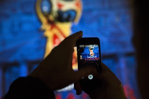 FIFA sorry for World Cup 2018 launch video which showed Crimea as part of Russia | iNFOnews.ca CP30496608