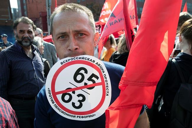 Russians rally to stop increase of pension eligibility age | iNFOnews.ca