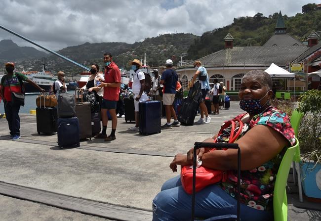 New blast at St. Vincent volcano; cruise ship helps evacuees | iNFOnews.ca New blast at St. Vincent volcano; cruise ship helps evacuees | iNFOnews.ca