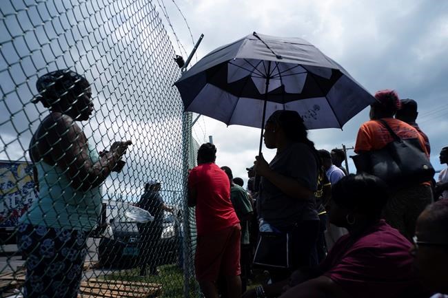 Desperation mounts in Bahamas as shelters turn evacuees away | iNFOnews.ca Desperation mounts in Bahamas as shelters turn evacuees away | iNFOnews.ca