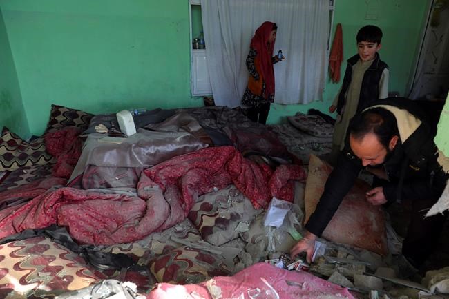 Islamic State group hits Afghan capital, airport; 1 dead | iNFOnews.ca Islamic State group hits Afghan capital, airport; 1 dead | iNFOnews.ca