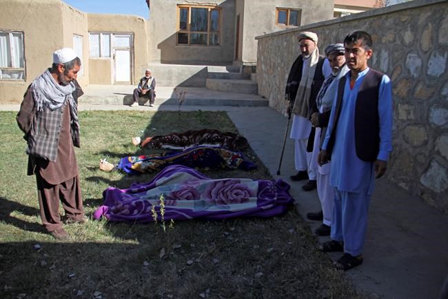 Taliban attack on Afghan government compound kills 15 | iNFOnews.ca