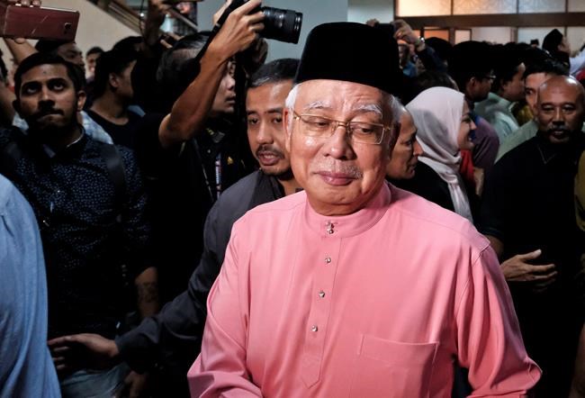 The Latest: Defeated Malaysian leader resigns from his party | iNFOnews.ca