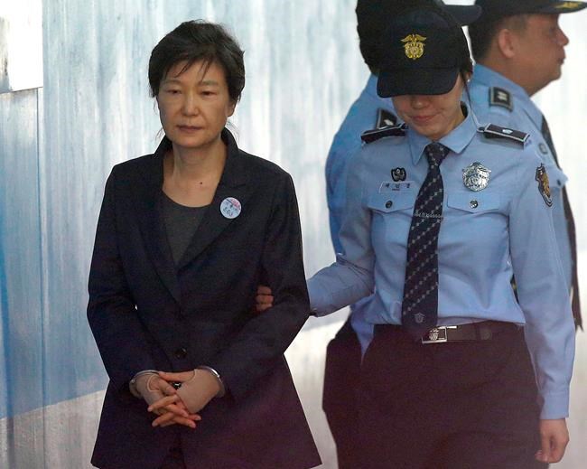 Prosecutors: More bribery charges for South Korean ex-leader | iNFOnews.ca