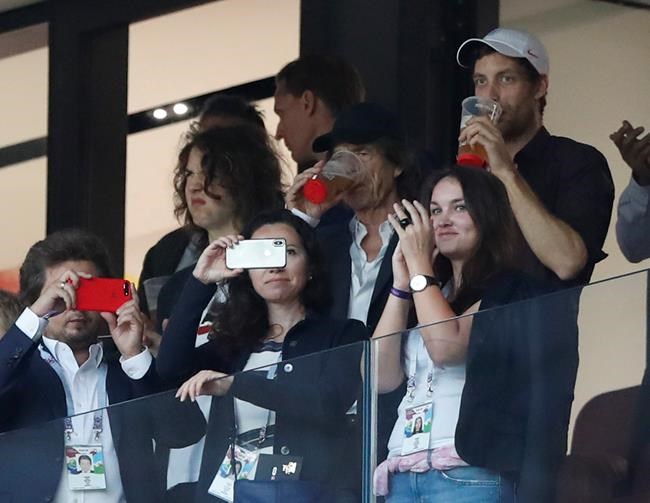 Mick Jagger went to see England and England lost, again | iNFOnews.ca