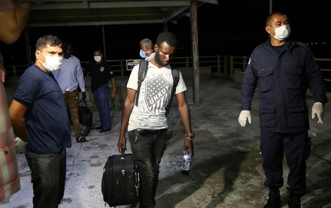 25 African migrants come ashore in Brazil after sea rescue | iNFOnews.ca 25 African migrants come ashore in Brazil after sea rescue | iNFOnews.ca