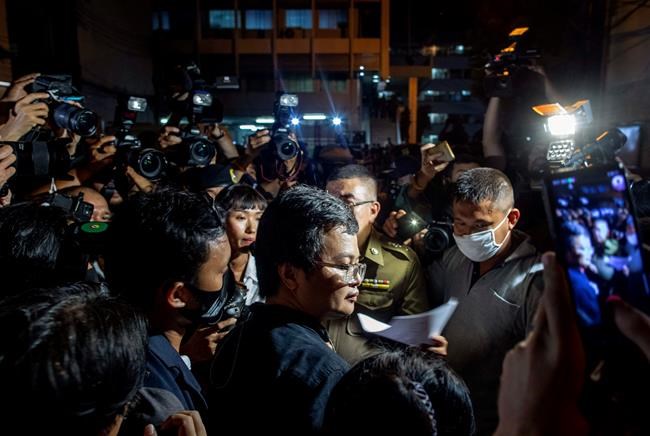Thai police summon 5 activists, arrest 1 for protests | iNFOnews.ca Thai police summon 5 activists, arrest 1 for protests | iNFOnews.ca