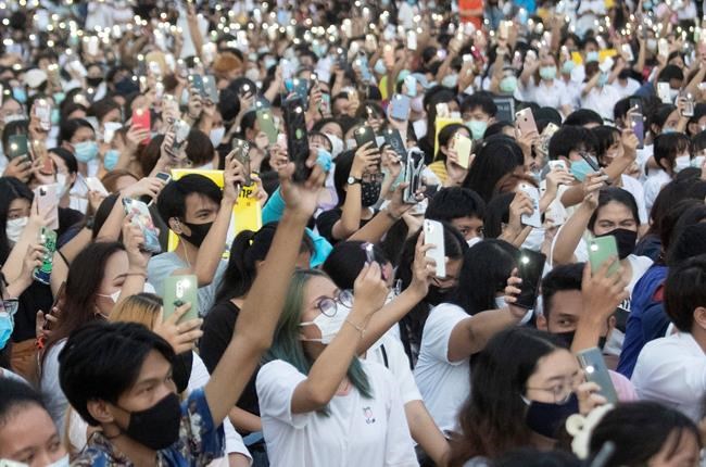 Unprecedented open criticism of king aired at Thai protest | iNFOnews.ca Unprecedented open criticism of king aired at Thai protest | iNFOnews.ca