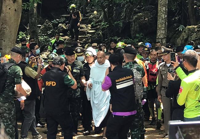 Divers rescue Thai Buddhist monk trapped in flooded cave | iNFOnews.ca