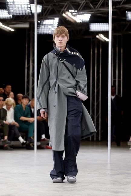 Lanvin fuses sartorial and street to cap Paris menswear week | iNFOnews.ca Lanvin fuses sartorial and street to cap Paris menswear week | iNFOnews.ca