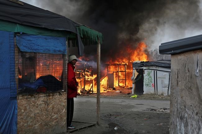 French authorities declare the Calais migrant camp empty | iNFOnews.ca