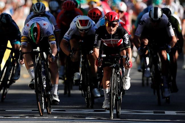 Ewan slaloms to sprint win; Alaphilippe leads Tour de France | iNFOnews.ca