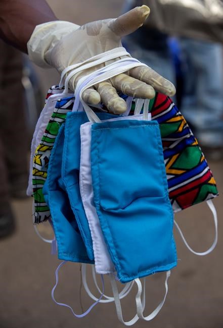 'Terrified' South Africa nears lockdown; cases almost 1,000 | iNFOnews.ca 'Terrified' South Africa nears lockdown; cases almost 1,000 | iNFOnews.ca