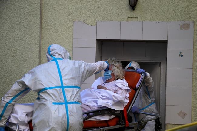 Greece: Violence at school rally, concern over nursing home | iNFOnews.ca Greece: Violence at school rally, concern over nursing home | iNFOnews.ca