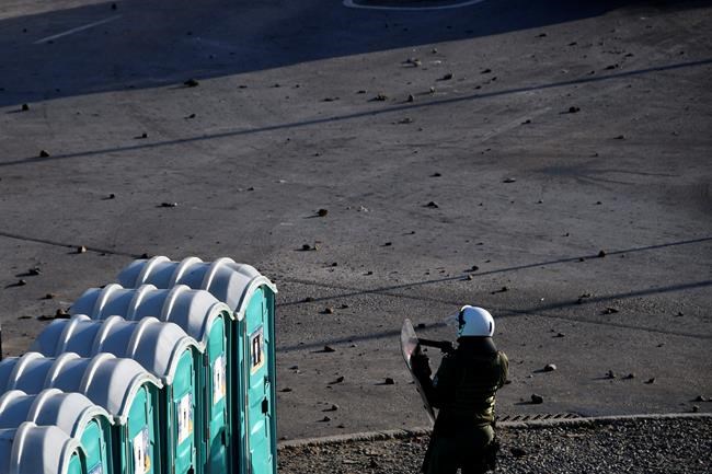 Clashes break out in migrant camp on Greek island of Samos | iNFOnews.ca