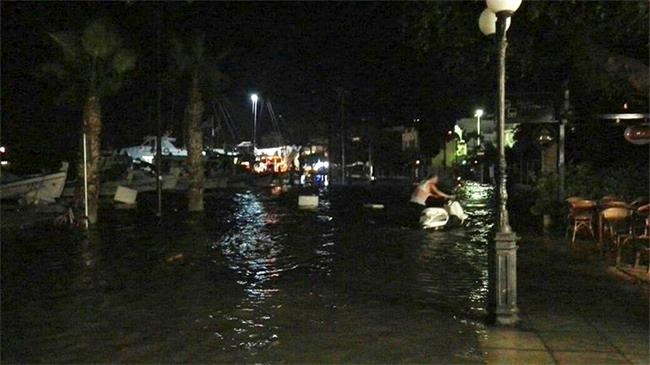 The Latest: 2 tourists killed in quake from Turkey, Sweden | iNFOnews.ca The Latest: 2 tourists killed in quake from Turkey, Sweden | iNFOnews.ca