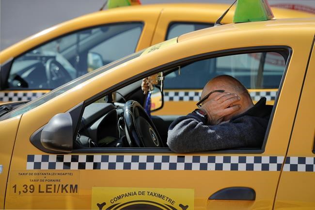 Romania: hundreds of taxis, buses protest against Uber | iNFOnews.ca