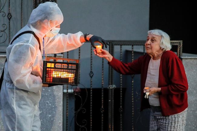 Churches mostly empty for Orthodox Easter due to virus rules | iNFOnews.ca